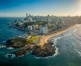 Imagem de um dia bonito e ensolarado em Salvador, BA